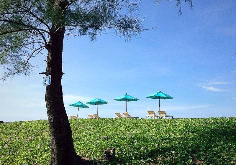 Отель Le Coral Resort