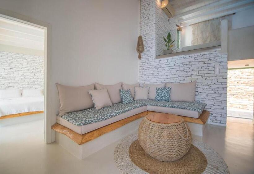 هتل Levantes Ios Boutique