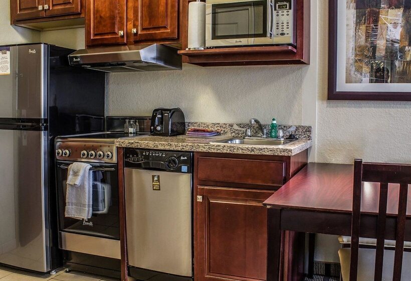 酒店 Mainstay Suites Coralville  Iowa City