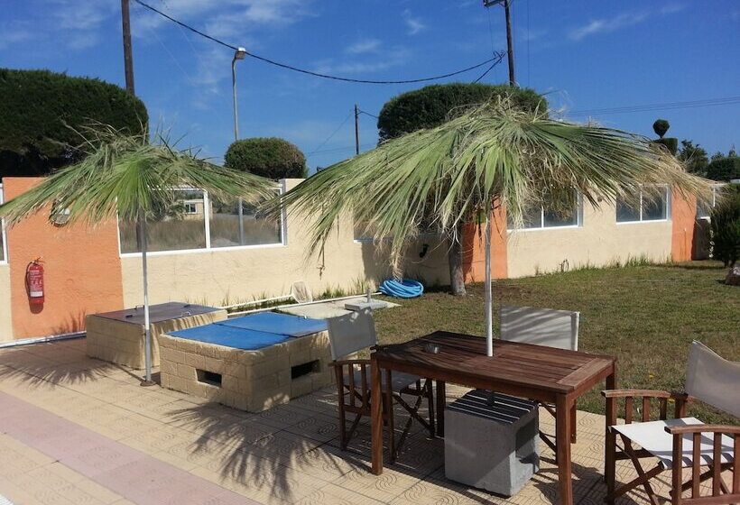 בית מלון כפרי Casa Blue Sarantis