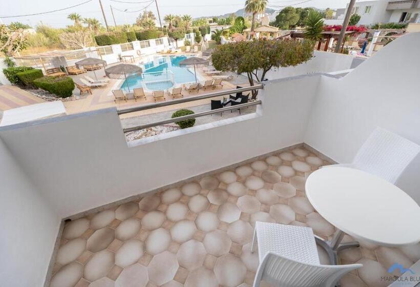 בית מלון כפרי Casa Blue Sarantis