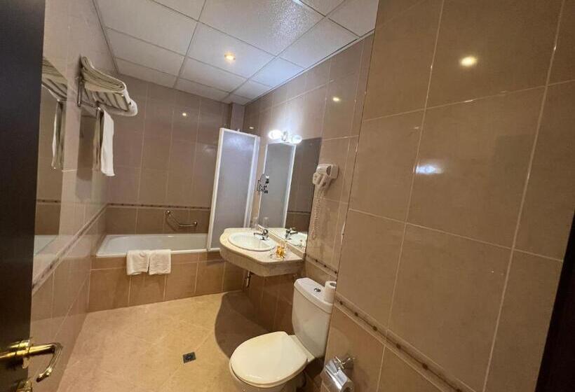 בית מלון כפרי Merian Palace