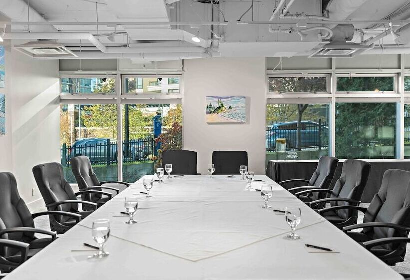 The Parkside Hotel & Spa