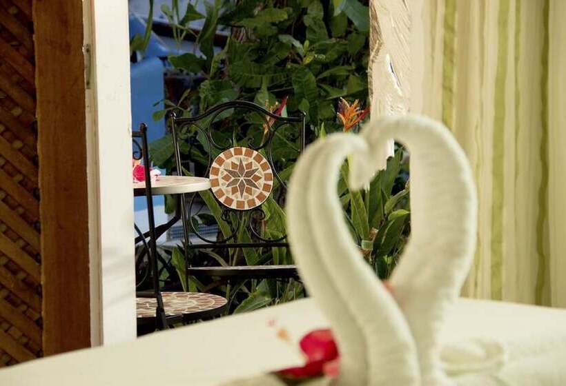 هتل Pousada Villa Caju