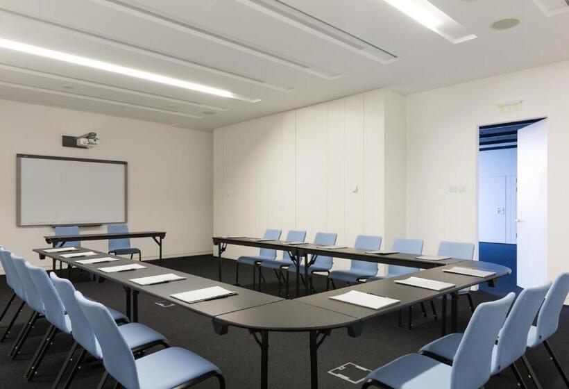 בית מלון כפרי Privo