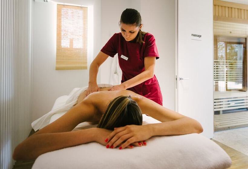 בית מלון כפרי Privo