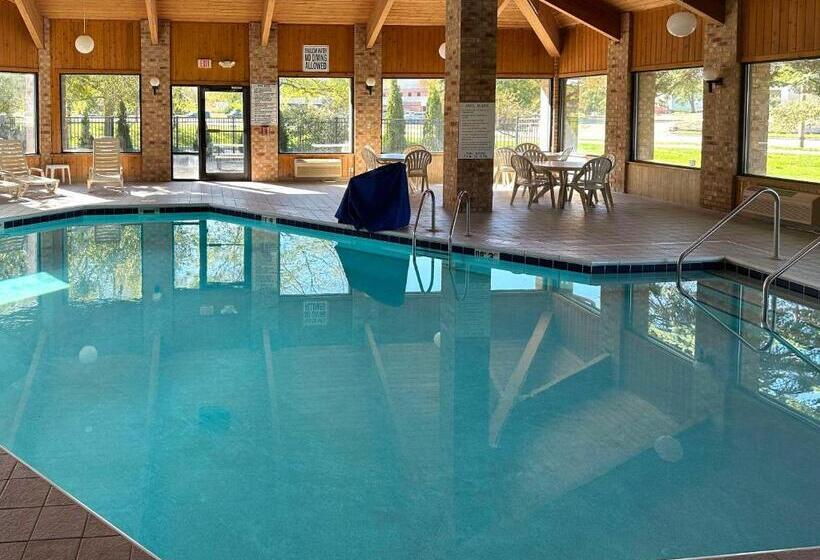 فندق Quality Inn & Suites Sun Prairie Madison East