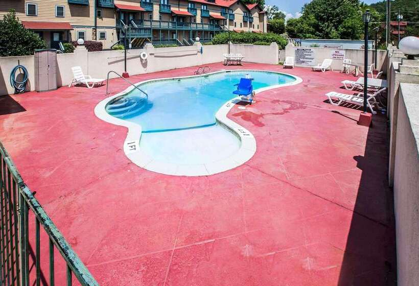 فندق Quality Inn Downtown Helen