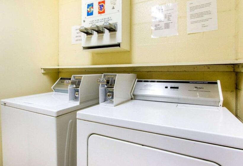 בית מלון כפרי Quality Inn Dyersburg I155