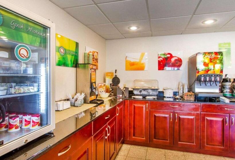 בית מלון כפרי Quality Inn Dyersburg I155