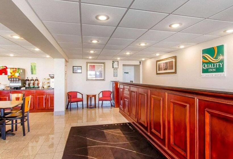 בית מלון כפרי Quality Inn Dyersburg I155