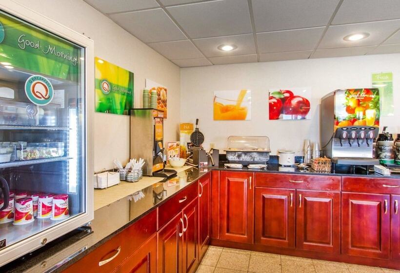 בית מלון כפרי Quality Inn Dyersburg I155