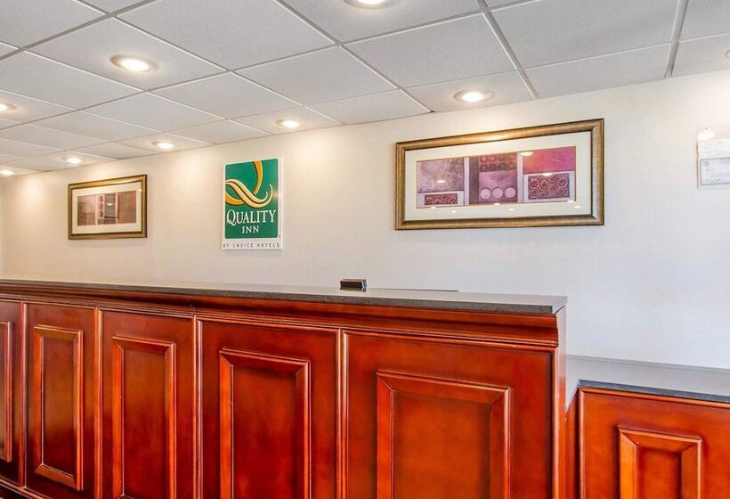 בית מלון כפרי Quality Inn Dyersburg I155