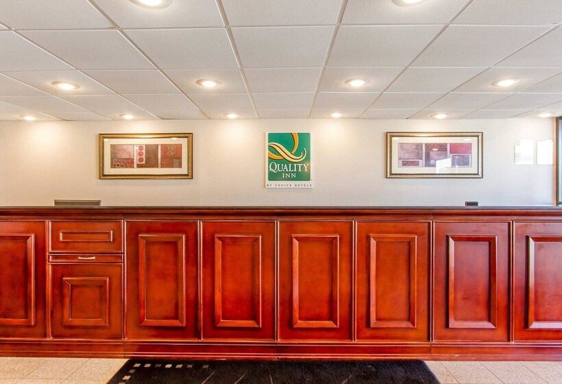 בית מלון כפרי Quality Inn Dyersburg I155