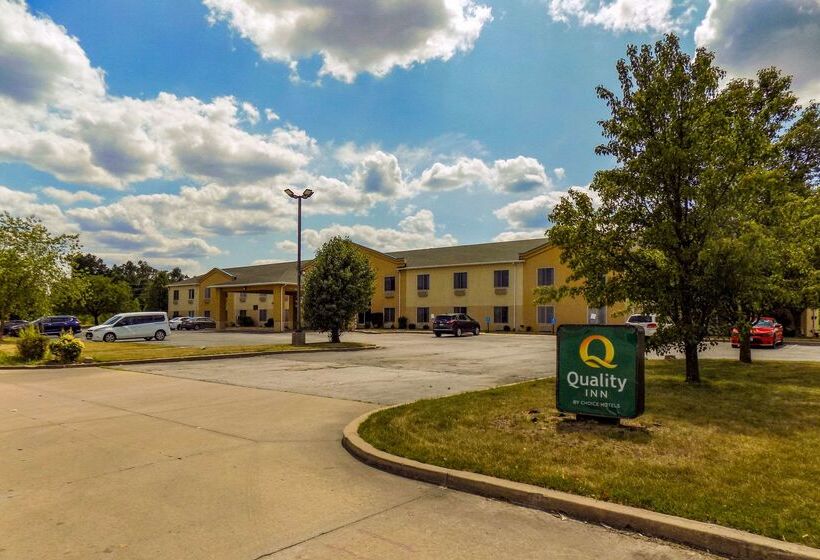 Отель Quality Inn