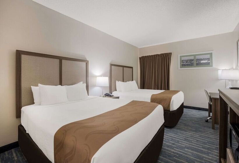 فندق Quality Inn