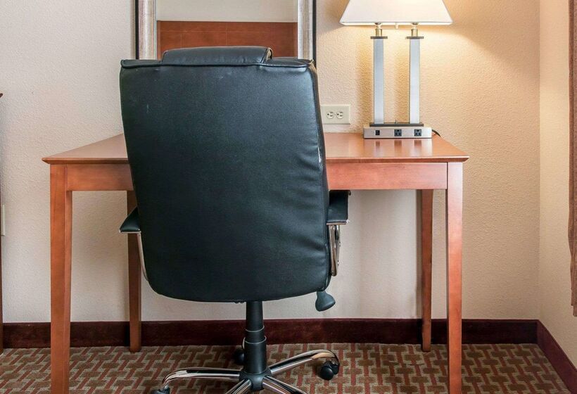 酒店 Quality Inn Near Interstate I94
