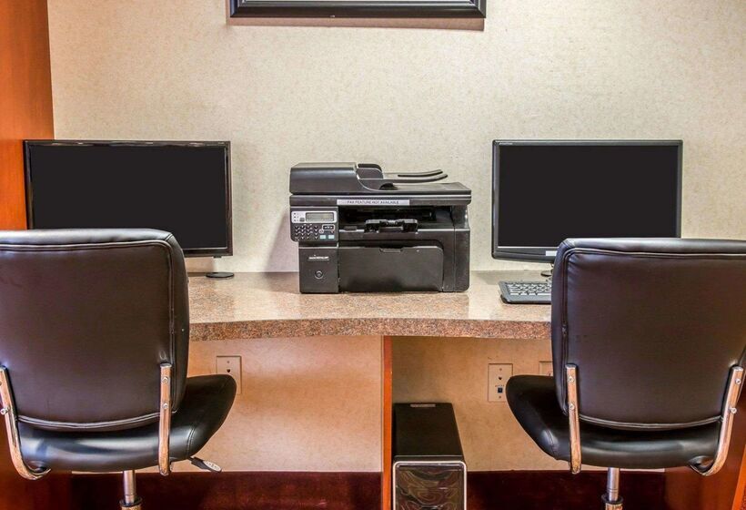 酒店 Quality Inn Near Interstate I94