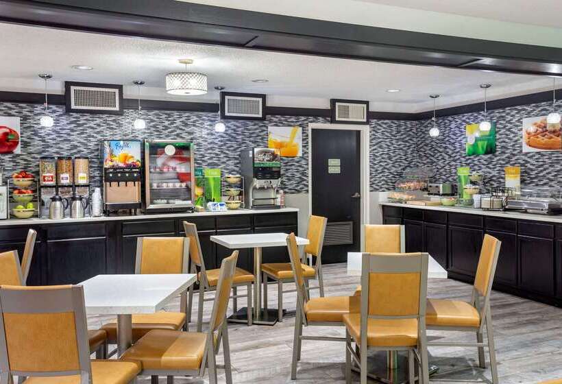 فندق Quality Inn St. Robert  Ft. Leonard Wood