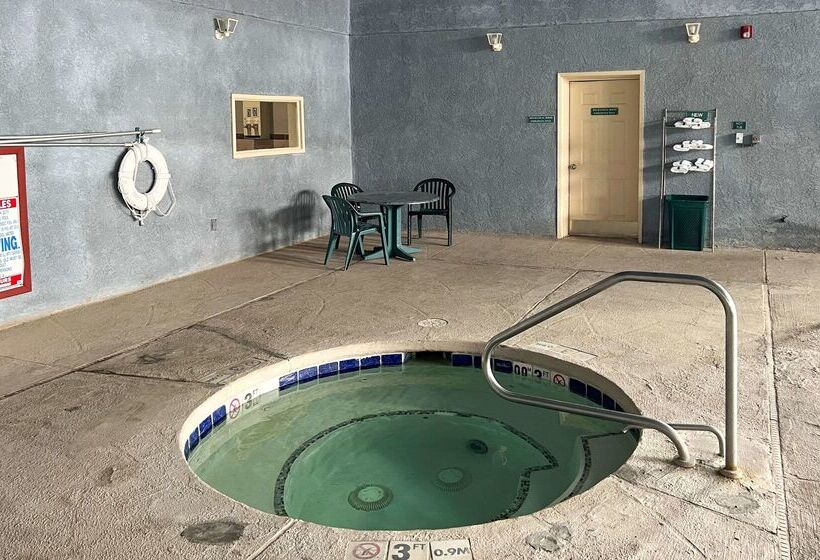 فندق Quality Inn & Suites Grants   I 40