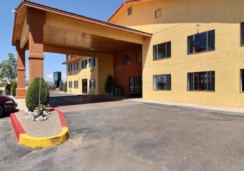 فندق Quality Inn & Suites Grants   I 40