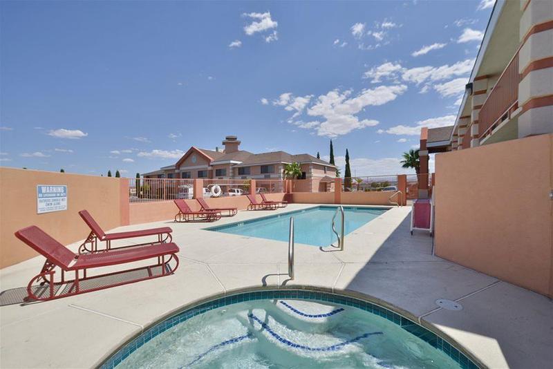 Отель Quality Inn