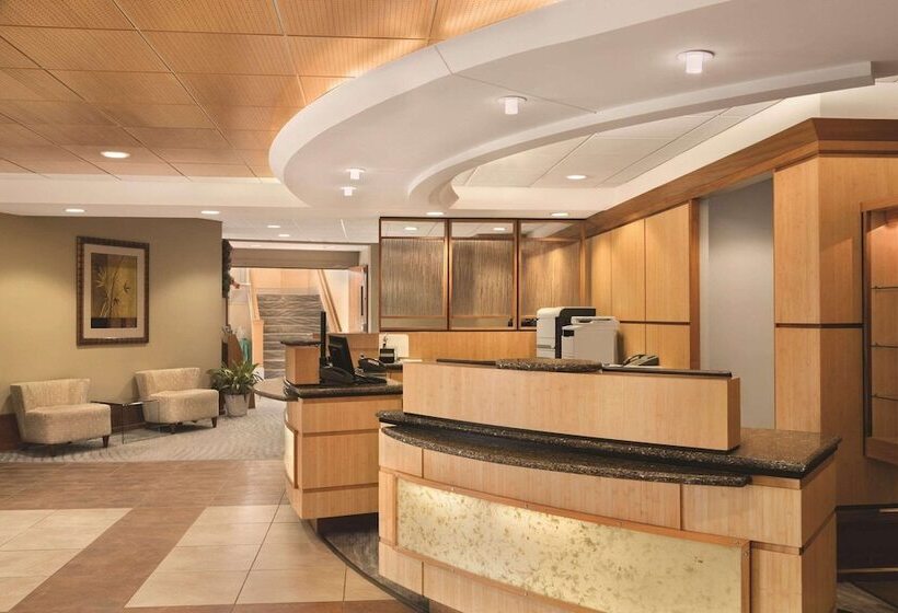 Radisson Hotel Providence Airport