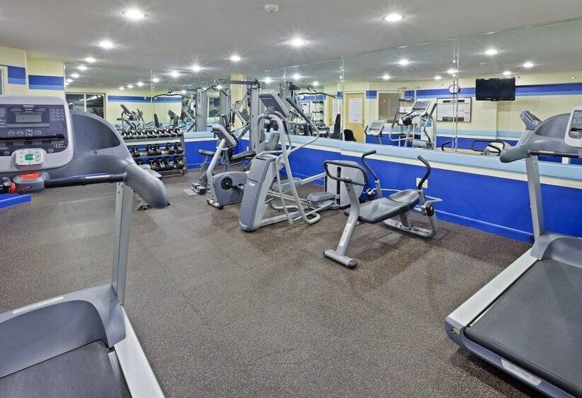 Radisson Hotel Providence Airport