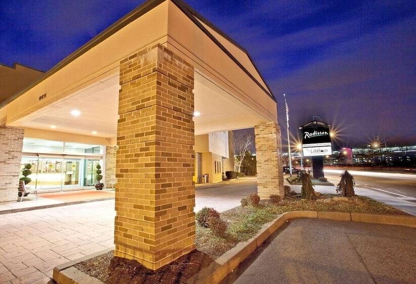 Radisson Hotel Providence Airport