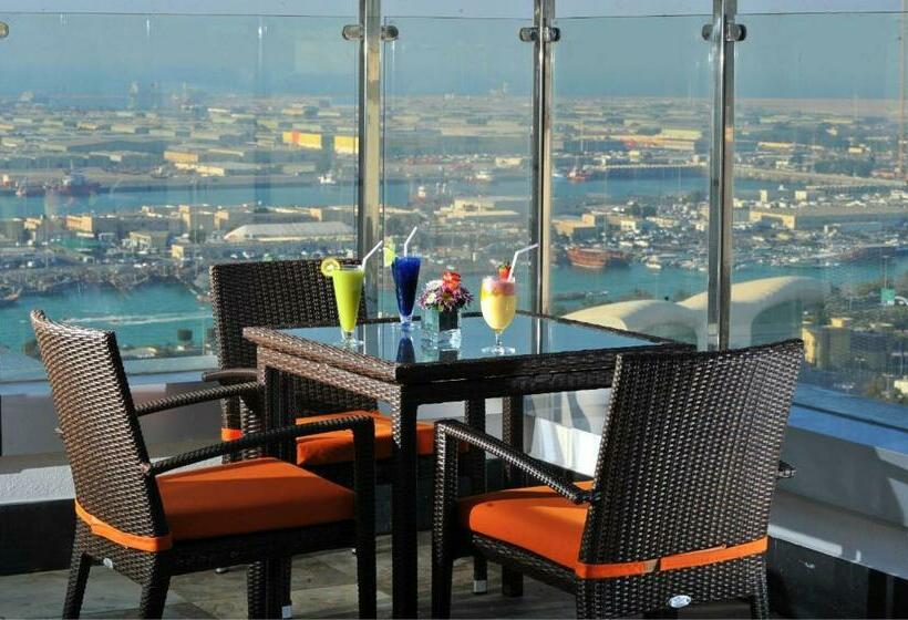 Отель Ramada Abu Dhabi Corniche