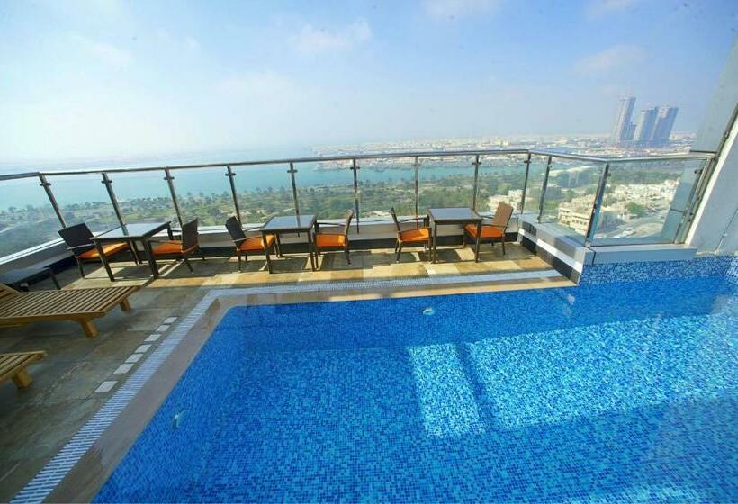 Отель Ramada Abu Dhabi Corniche