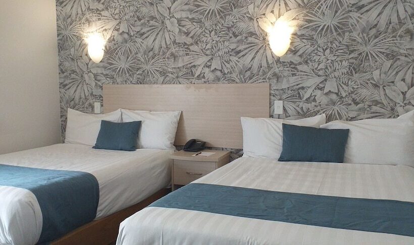 ホテル Ramada By Wyndham Hamilton City Center