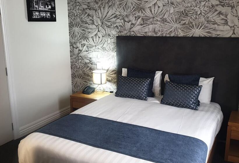 ホテル Ramada By Wyndham Hamilton City Center