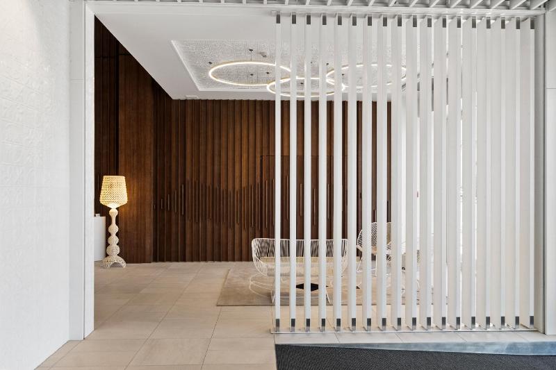 ホテル Ramada By Wyndham Hamilton City Center