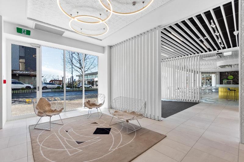 ホテル Ramada By Wyndham Hamilton City Center