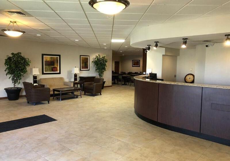 فندق Michigan City Inn