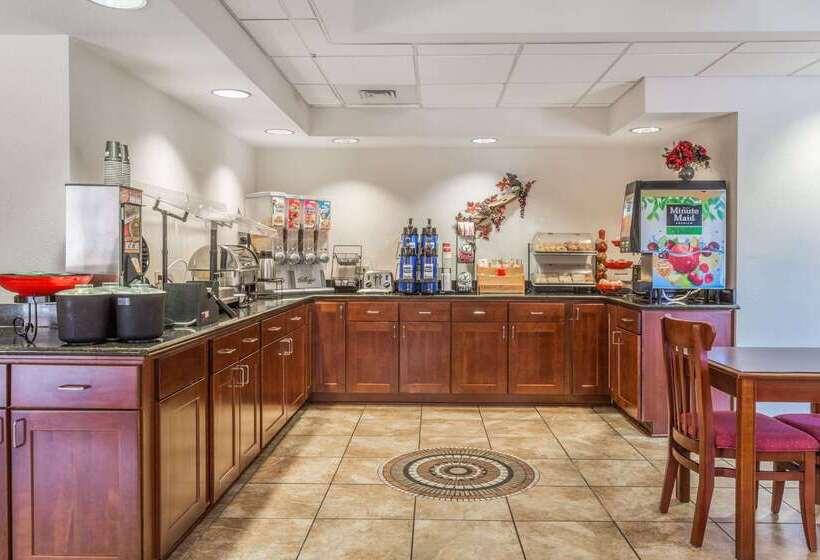 فندق Ramada By Wyndham Panama City