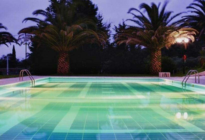 호텔 Rebecca's Village