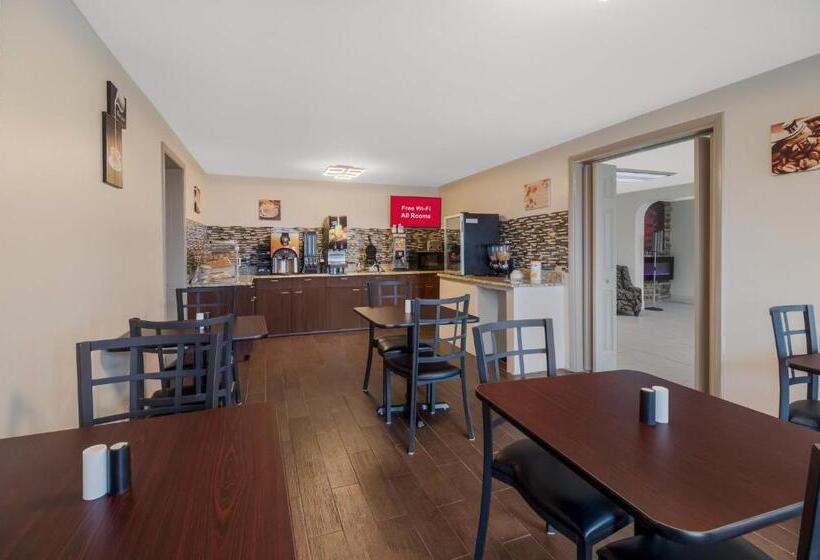 فندق Red Roof Inn & Suites Jackson, Tn