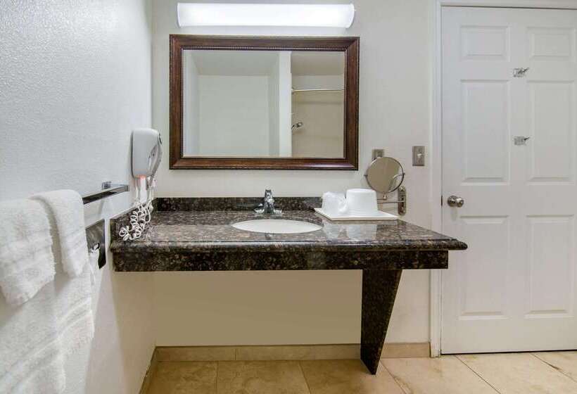 호텔 Rodeway Inn Adelanto Us 395