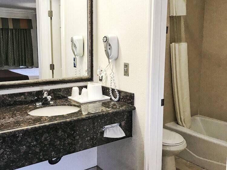 호텔 Rodeway Inn Adelanto Us 395