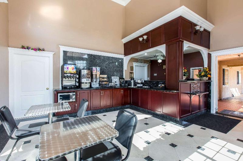 ホテル Rodeway Inn