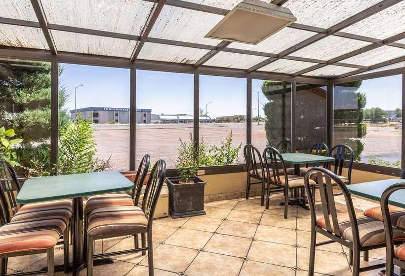 ホテル Rodeway Inn