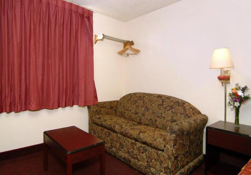 ホテル Rodeway Inn