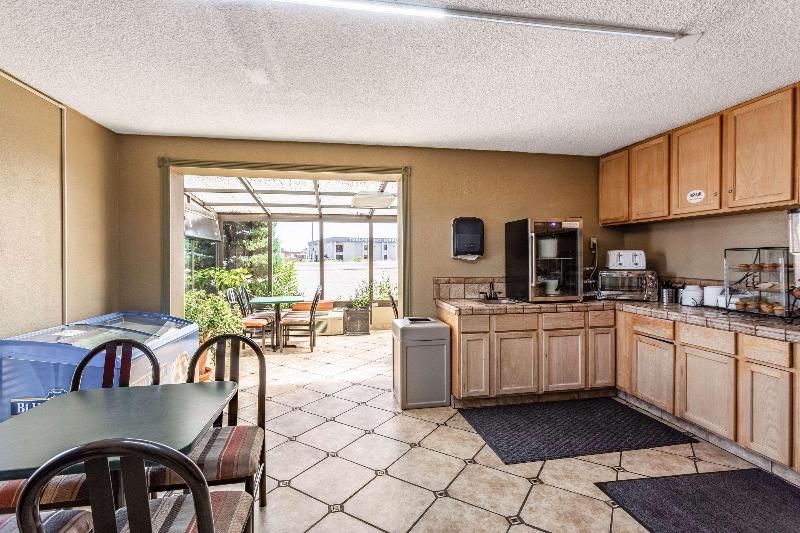 ホテル Rodeway Inn