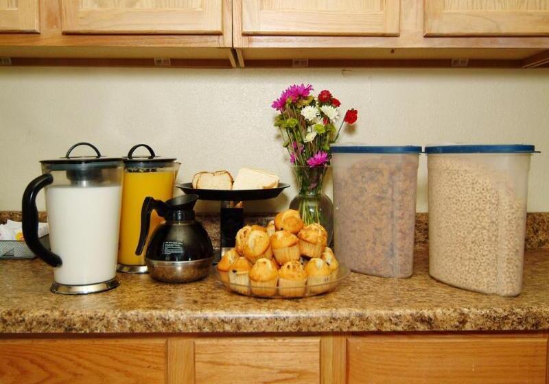 ホテル Rodeway Inn