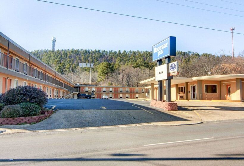 בית מלון כפרי Rodeway Inn Hot Springs National Park Area
