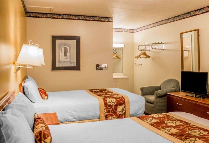 فندق Rodeway Inn