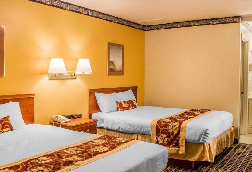 فندق Rodeway Inn