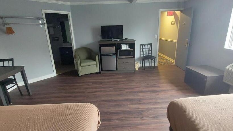 فندق Rodeway Inn